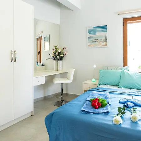 Apartman Apolafsi 1new With Kitchen Hriszí Aktí Haniá