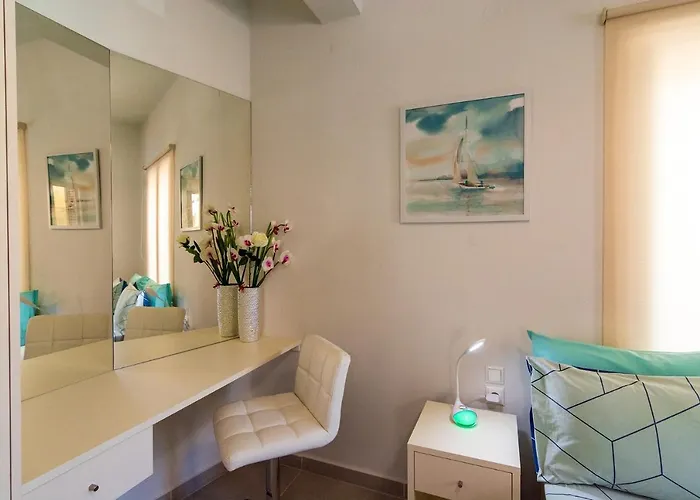 Apolafsi 1new With Kitchen * Hanya