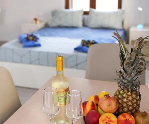 Daire Apolafsi 1new With Kitchen Hanya