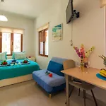 Apolafsi 1new With Kitchen Apartment